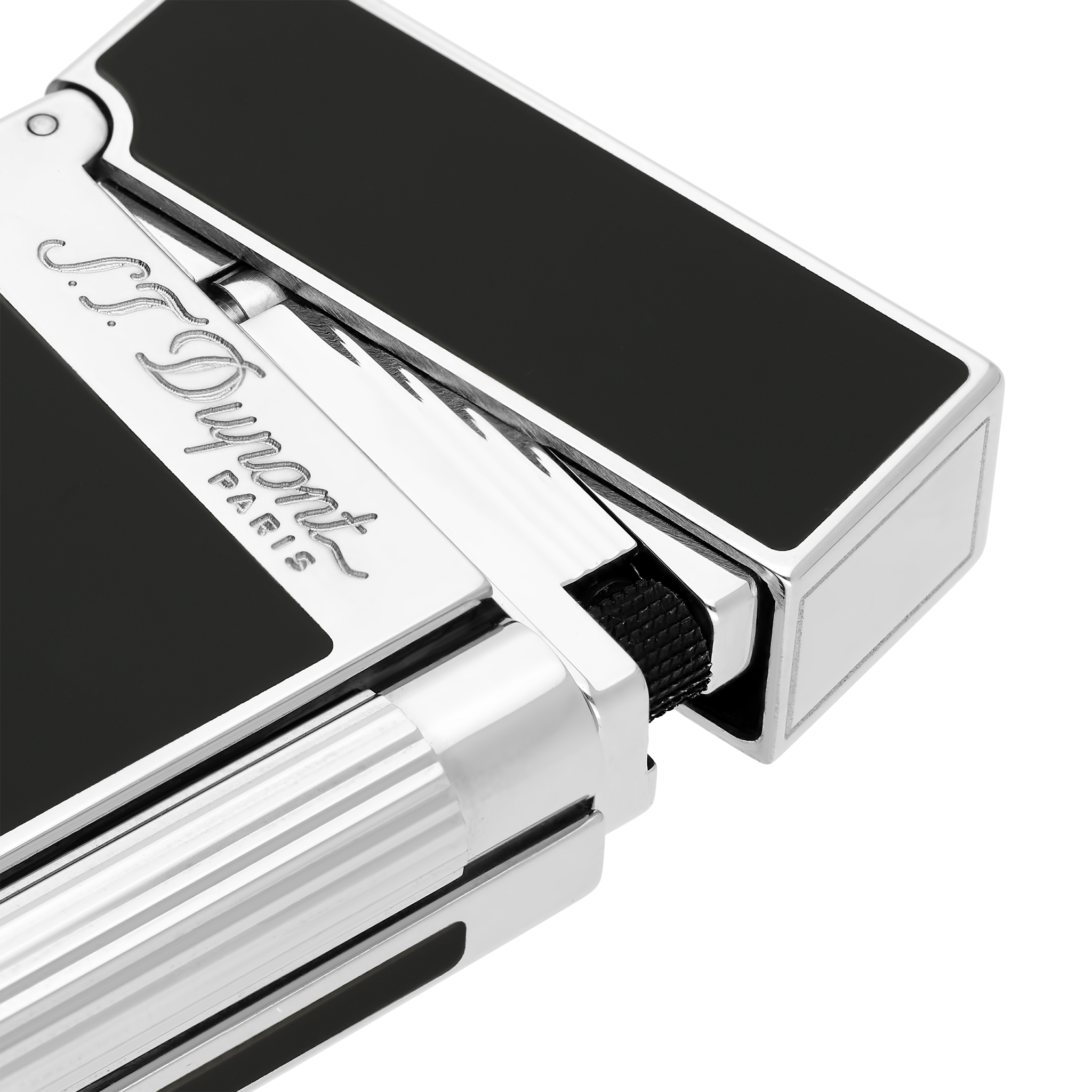 Lacquered lighter