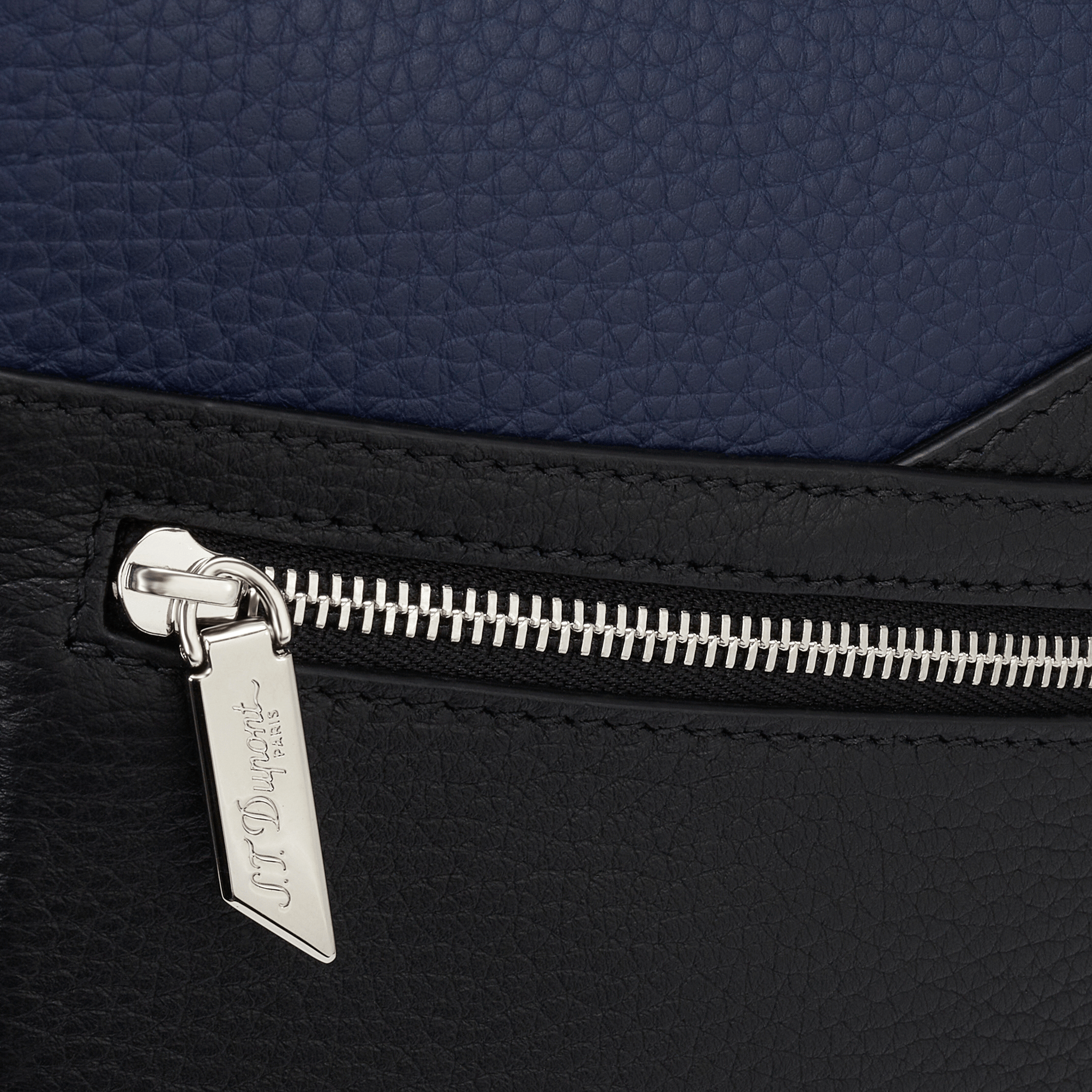 Schultertasche