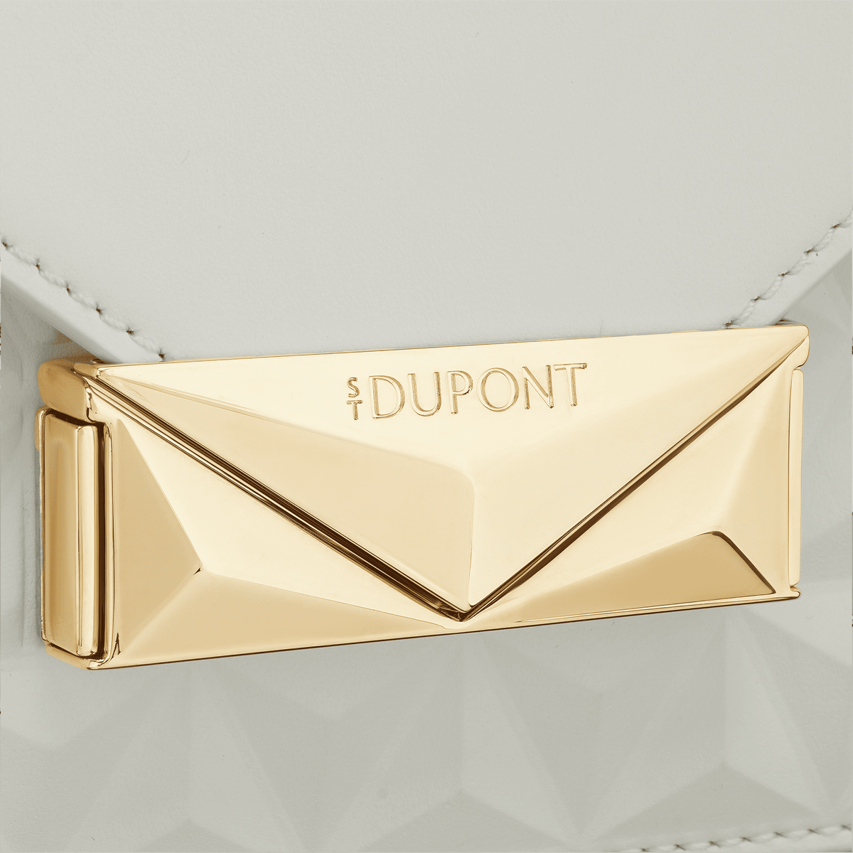 1AX191WH2 - STDUPONT - France - Nano trunck - 4